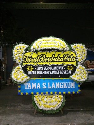 Papan Bunga Duka di Moora