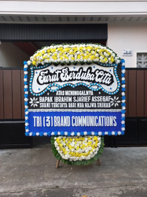 Papan Bunga Duka di Moora
